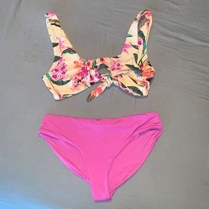 Dippin daisy swimsuit set